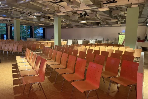 Schloßallee - Reihenbestuhlung