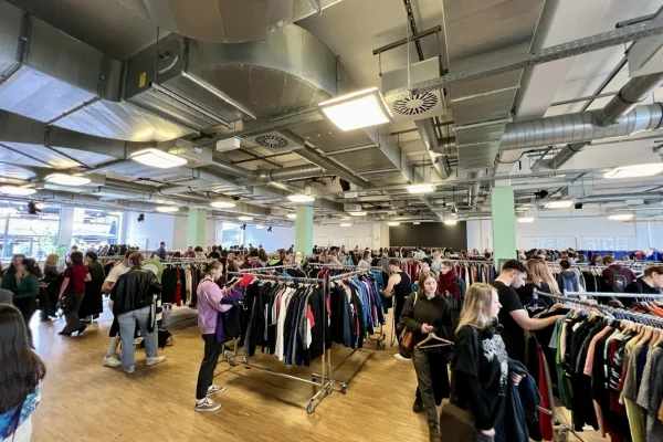 da2d00e8-6d03-4970-926f-236cd18a8233